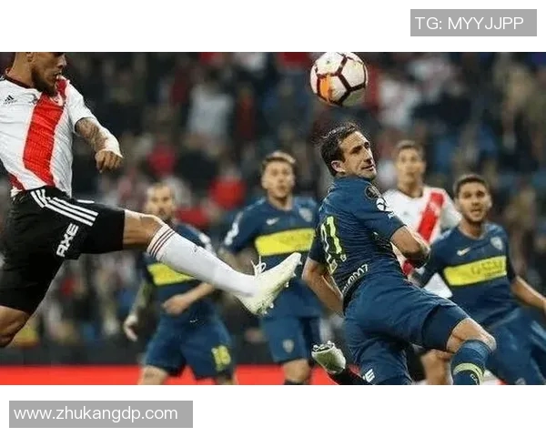 弗赖堡艰难战平奥格斯堡激烈德甲争霸局势未定