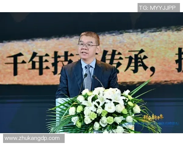 滑板与人生的交响曲：杨伟的深度对话与成长之路